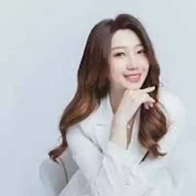 连秋白